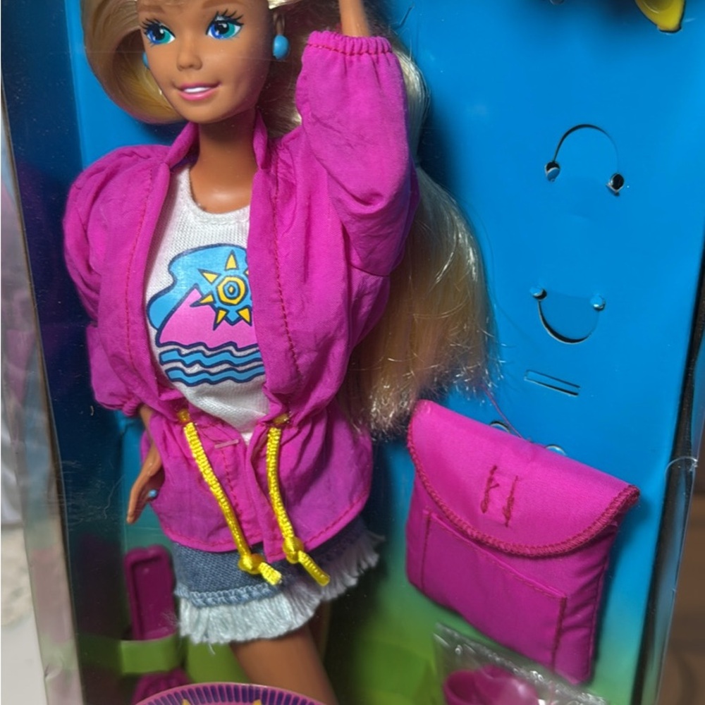 Barbie Camp Doll with Pink Outfit and Accessories - Picture 3 of 6